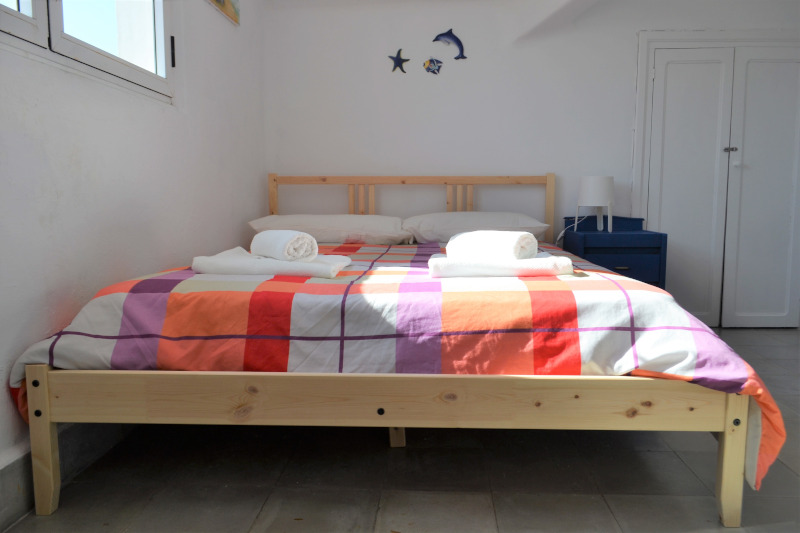esmelle double room in surf house and surf hostel